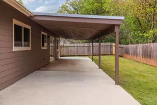 12116 Mosley Ln, Austin, TX 78727 - Photo 22