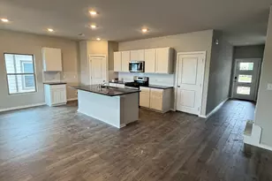 25537 Flora Bella Ln, Elgin, TX 78621 - Photo 2