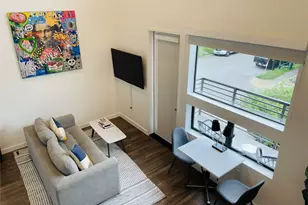 49 Navasota St, Austin, TX 78702 - Photo 4