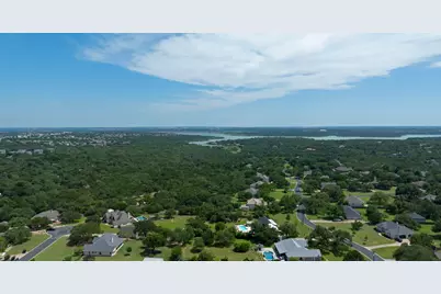 101 Lakeview Lane, Georgetown, TX 78633 - Photo 34