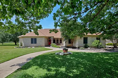101 Lakeview Lane, Georgetown, TX 78633 - Photo 2