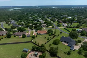 101 Lakeview Ln, Georgetown, TX 78633 - Photo 1