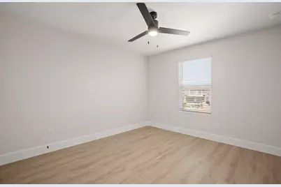 17401 Homestead Haven Drive, Bee Cave, TX 78738 - Photo 14