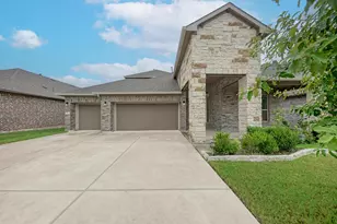 2625 Bowen St, Leander, TX 78641 - Photo 2