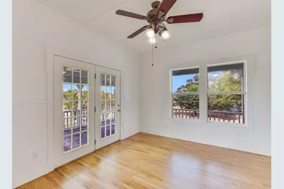 864 N Franklin Street, La Grange, TX 78945 - Photo 12