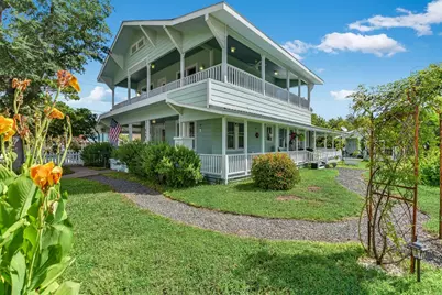 864 N Franklin Street, La Grange, TX 78945 - Photo 1