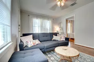 508 Turney St, Smithville, TX 78957 - Photo 2