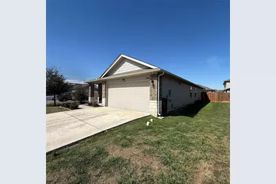 19000 Romano Drive, Elgin, TX 78621 - Photo 26