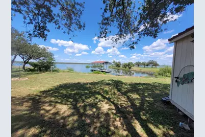 126 Lakeview Drive, Buchanan Dam, TX 78609 - Photo 2