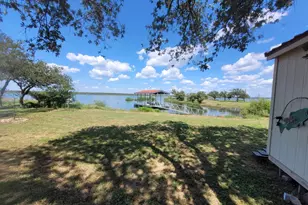 126 Lakeview Dr, Buchanan Dam, TX 78609 - Photo 2