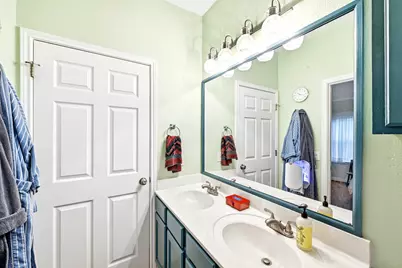 1103 Emmitt Run, Austin, TX 78721 - Photo 18