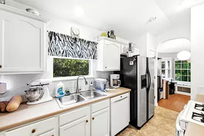 1103 Emmitt Run, Austin, TX 78721 - Photo 10