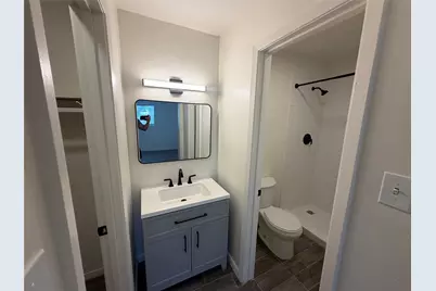104 E 32nd Street #103, Austin, TX 78705 - Photo 6