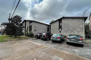 104 E 32nd St, Austin, TX 78705 - Photo 8