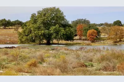 309 Yaklin Drive, Liberty Hill, TX 78642 - Photo 34