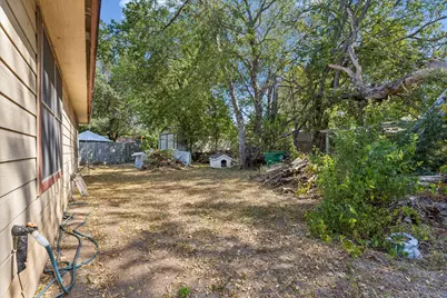 3007 E 4th Street, Austin, TX 78702 - Photo 12