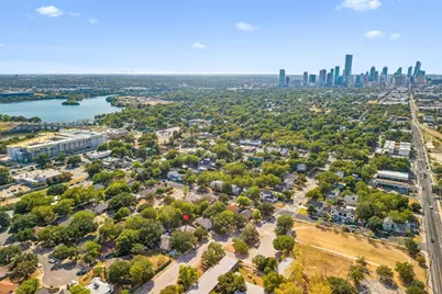 3007 E 4th Street, Austin, TX 78702 - Photo 1