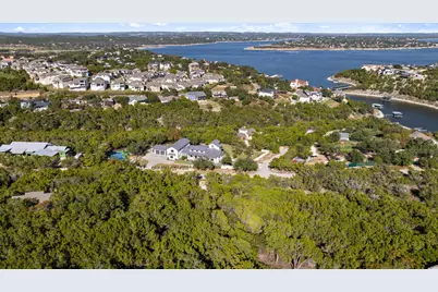 2742 Tradewind Drive, Spicewood, TX 78669 - Photo 18