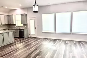 108 W Keamuku Ct, Bastrop, TX 78602 - Photo 8