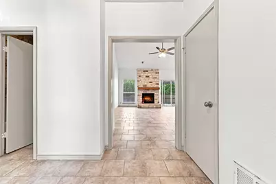 2207 Lancaster Gate Cove, Round Rock, TX 78664 - Photo 4