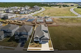 224 Ironshoe Trl, Liberty Hill, TX 78642 - Photo 2