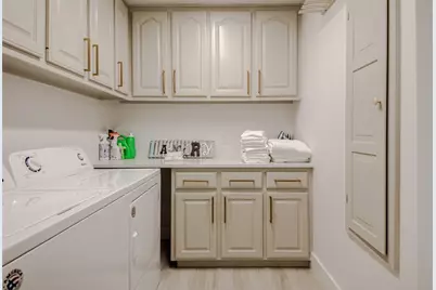 604 Oakwood Drive, Buda, TX 78610 - Photo 24