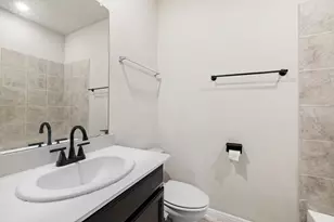 202 Low Bramble Dr, Hutto, TX 78634 - Photo 18