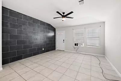 202 Low Bramble Drive, Hutto, TX 78634 - Photo 6