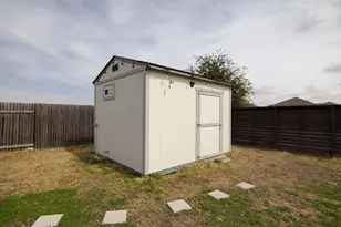 202 Low Bramble Dr, Hutto, TX 78634 - Photo 22