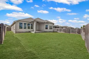 105 Lemuel Crawford Trl, Bastrop, TX 78602 - Photo 20