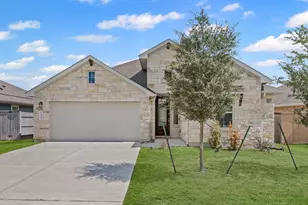 105 Lemuel Crawford Trl, Bastrop, TX 78602 - Photo 2