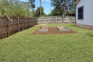 4419 Quicksilver Blvd, Austin, TX 78744 - Photo 26