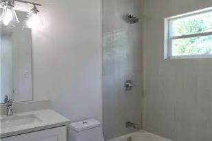 705 Harris Ave, Austin, TX 78705 - Photo 22