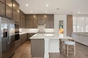 298 Canal Dr, Dripping Springs, TX 78620 - Photo 10