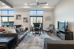 2124 E 6th St, Austin, TX 78702 - Photo 10