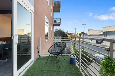 2124 E 6th Street #212, Austin, TX 78702 - Photo 16