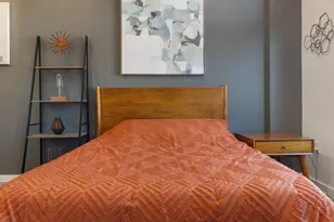 2124 E 6th St, Austin, TX 78702 - Photo 22