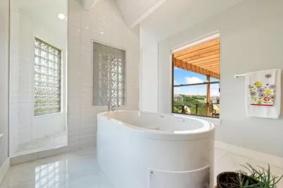 125 Sebastians Run, Austin, TX 78738 - Photo 20
