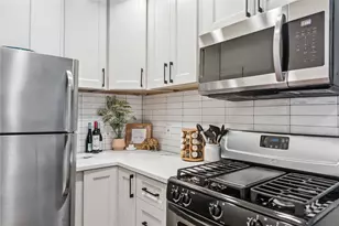 1313 E 52nd St, Austin, TX 78723 - Photo 4