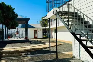 1313 E 52nd St, Austin, TX 78723 - Photo 14