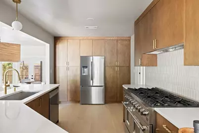 2101 Stamford Lane, Austin, TX 78703 - Photo 6