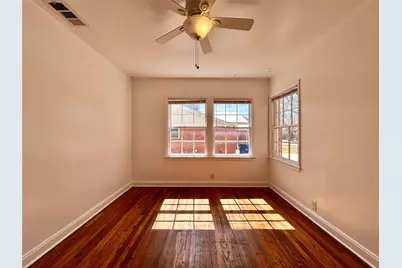 5207 Shoal Creek Boulevard, Austin, TX 78756 - Photo 16