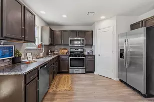 162 Friendship Oak Dr, San Marcos, TX 78666 - Photo 12