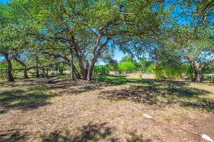 1924 Pursley Rd, Dripping Springs, TX 78620 - Photo 28