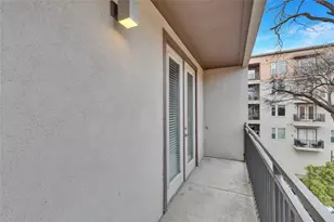 1900 Barton Springs Rd, Austin, TX 78704 - Photo 16