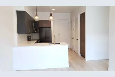 1501 E 4th Street #304, Austin, TX 78702 - Photo 26