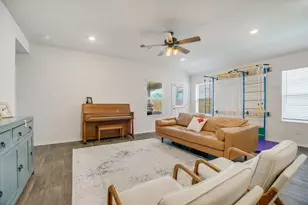 262 Sickle Loop, Kyle, TX 78640 - Photo 6