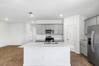 514 Globe Mallow Circle, Kyle, TX 78640 - Photo 8