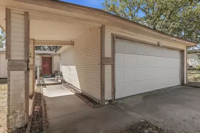 125 Live Oak Drive, Cedar Creek, TX 78612 - Photo 4