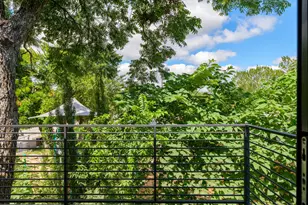 2201 E 16th St, Austin, TX 78702 - Photo 16